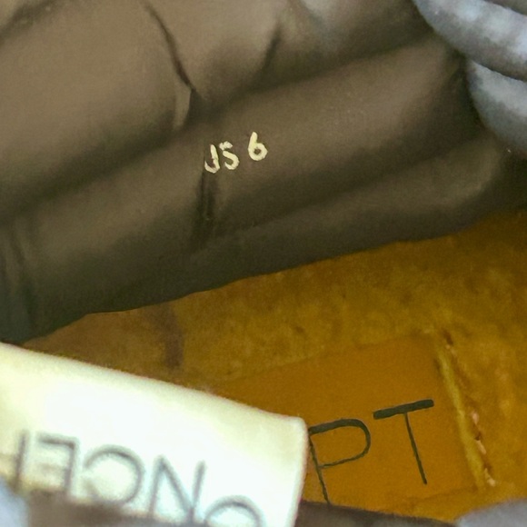 Oncept Lima Anthracite Puffer Slip On Winter Boot Metallic Silver, Gray Sz 6/5.5 - Picture 10 of 10